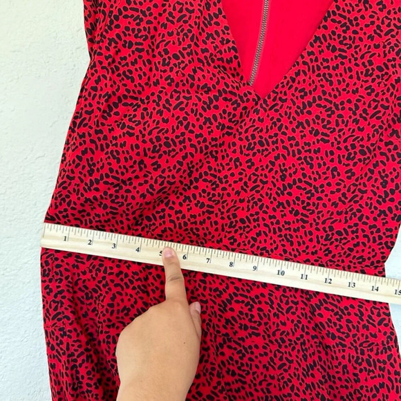 Alice and Olivia Polly Red Leopard Fit/Flare mini Dress size 6 - Picture 11 of 12